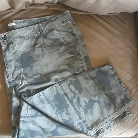 maurices chino pants